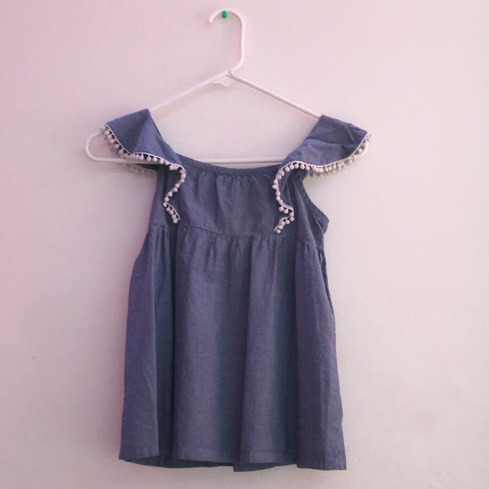 Short sleeve top shirt with Pom poms